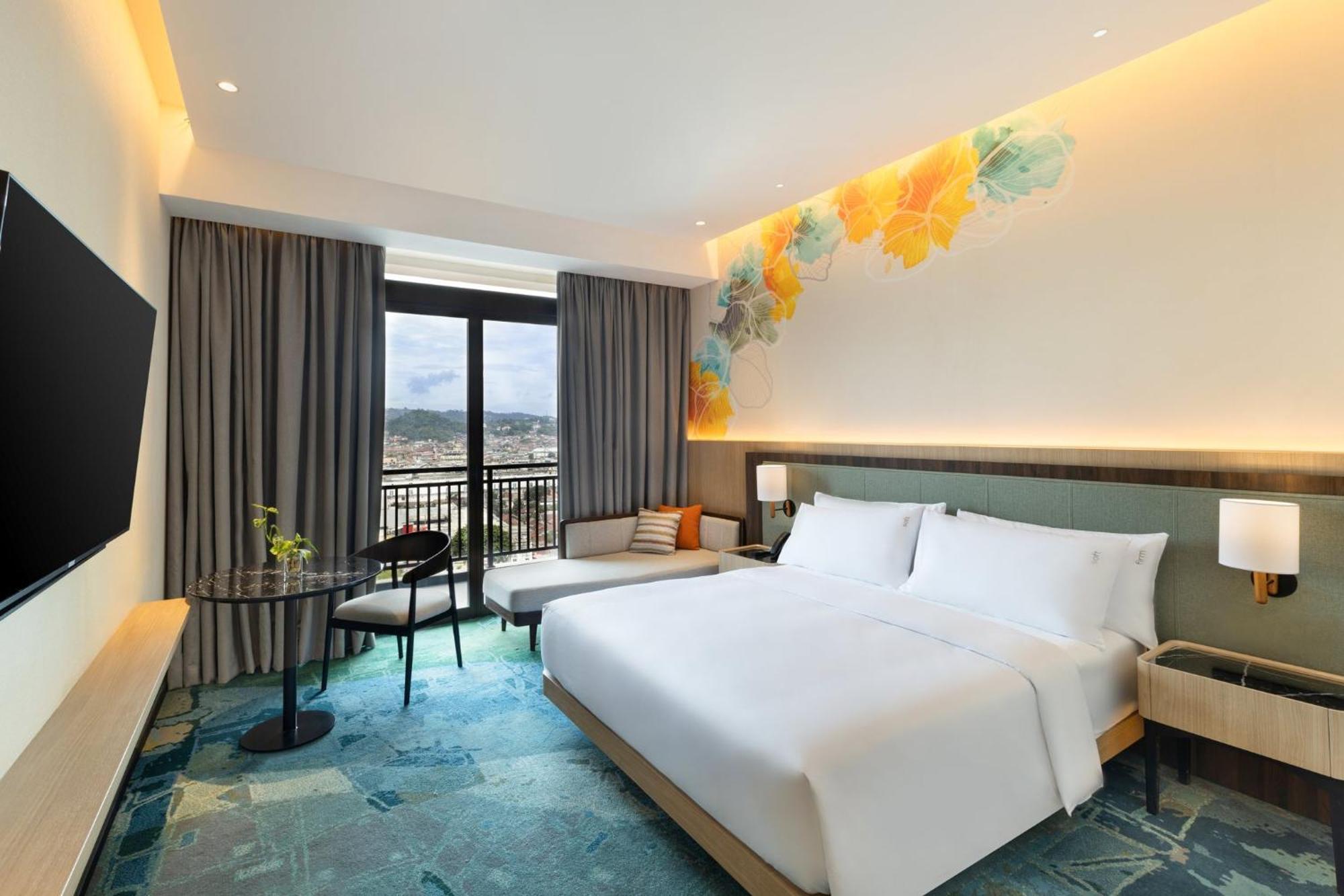 Holiday Inn Lampung Bukit Randu By Ihg Бандар Лампунг Екстериор снимка