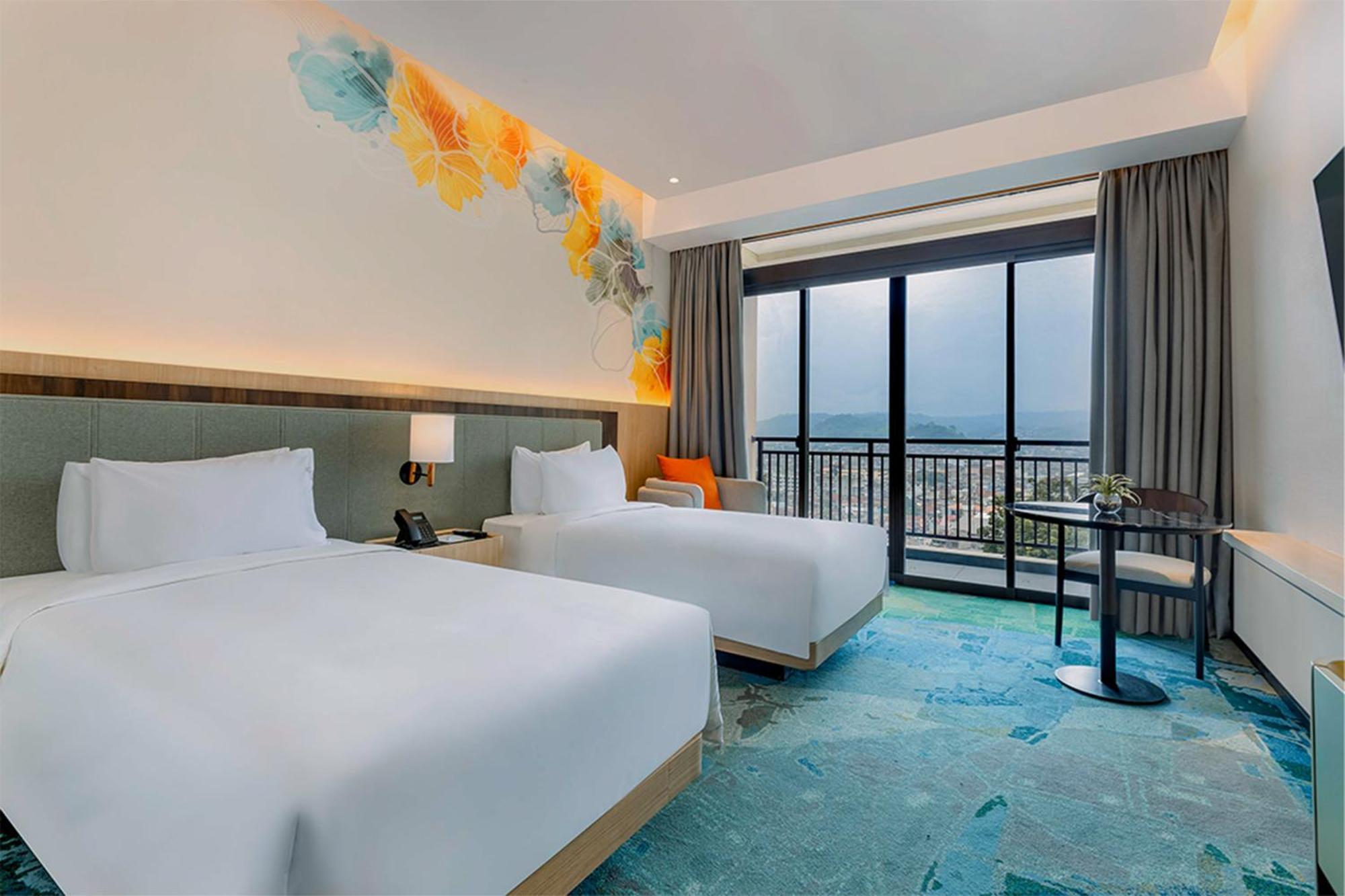 Holiday Inn Lampung Bukit Randu By Ihg Бандар Лампунг Екстериор снимка